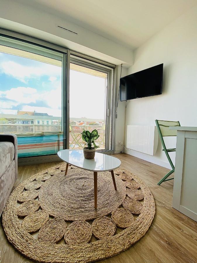 Vue Mer Et Garage Prive, Studio Balcon Plein Sud Wimereux Luaran gambar
